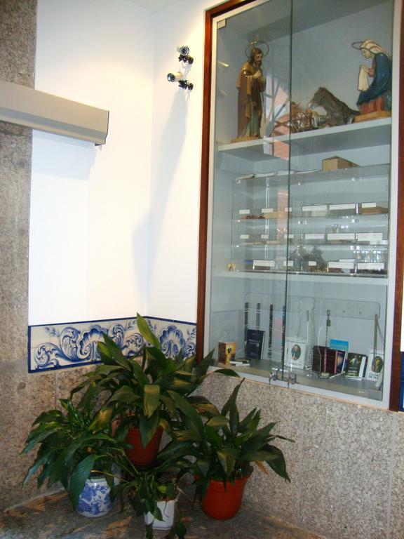 吉马良斯 Casa De Retiros N. S. Perpetuo Socorro酒店 外观 照片