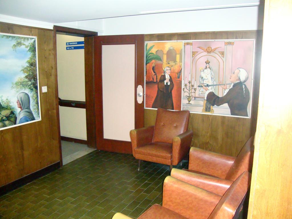 吉马良斯 Casa De Retiros N. S. Perpetuo Socorro酒店 客房 照片