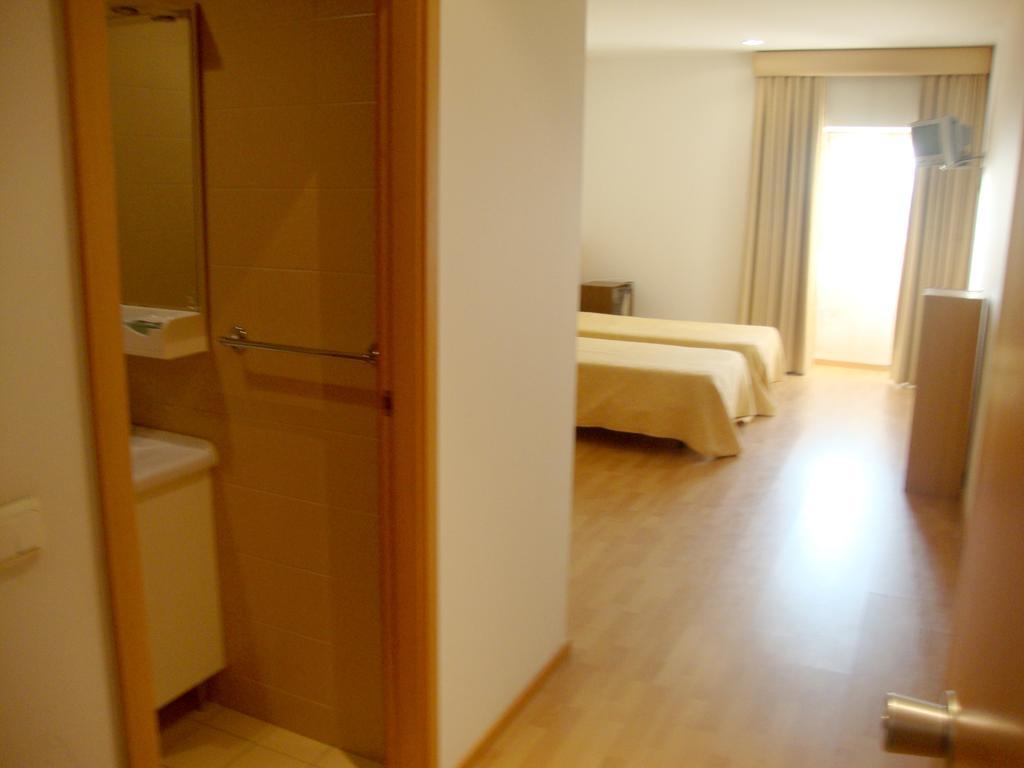 吉马良斯 Casa De Retiros N. S. Perpetuo Socorro酒店 外观 照片