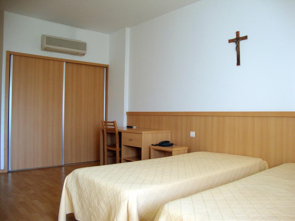 吉马良斯 Casa De Retiros N. S. Perpetuo Socorro酒店 客房 照片
